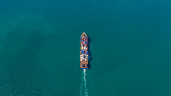 Um quarto dos transportes marítimos na UE vai usar gás natural não sustentável até 2030