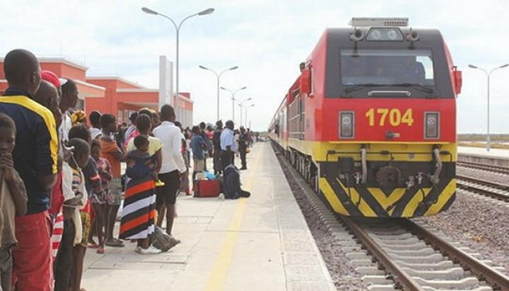 Reiterado projeto de conexão das linhas férreas de Angola